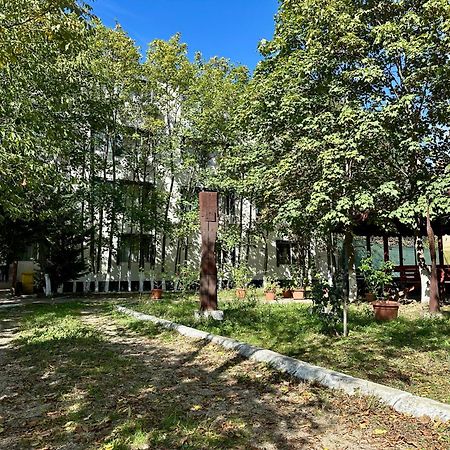 Hostel Horia Plopeni Kültér fotó