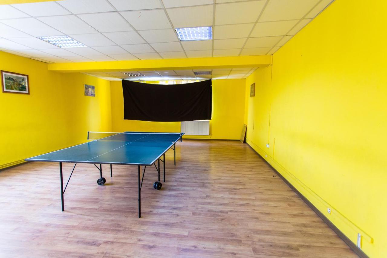 Hostel Horia Plopeni Kültér fotó