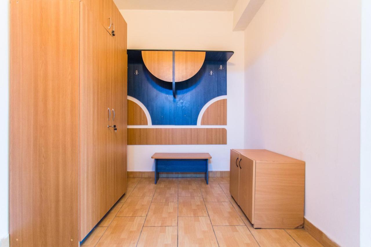 Hostel Horia Plopeni Kültér fotó