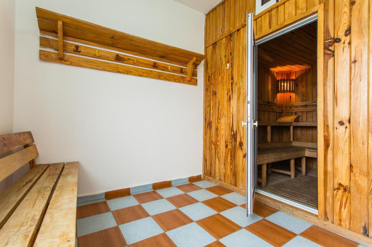 Hostel Horia Plopeni Kültér fotó